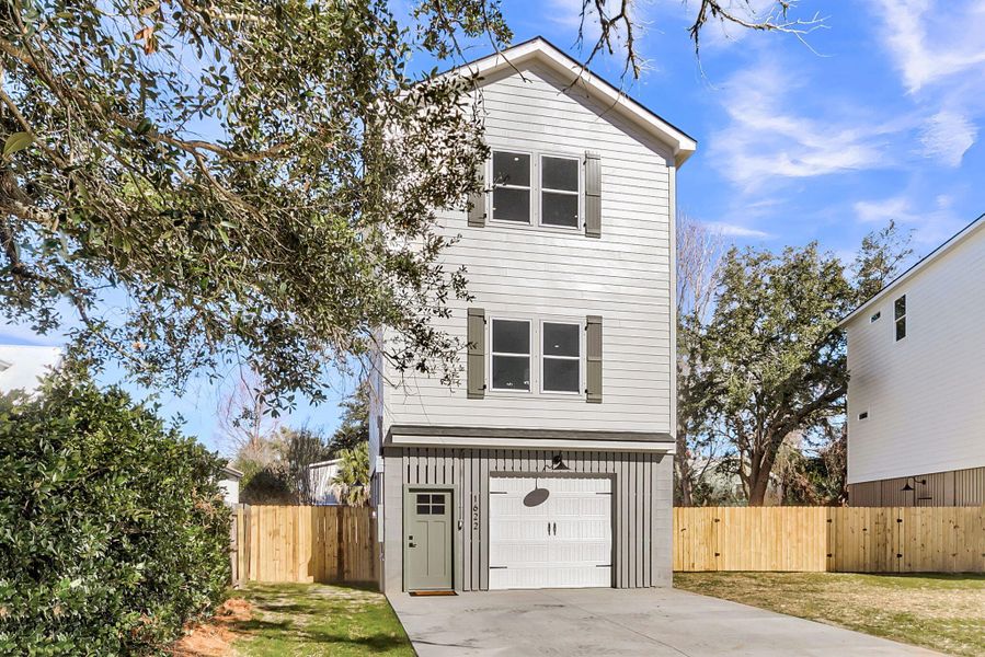 Front exterior of a new home in , Charleston, SC, highlighting curb appeal (Image 26).