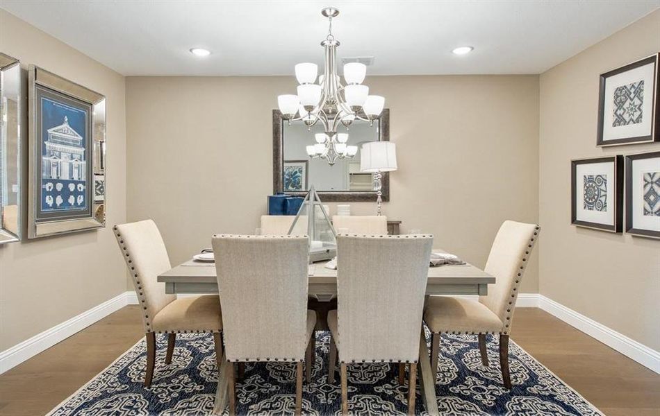 LARGE ENOUGH FOR THE LARGEST TABLE.... virtually staged