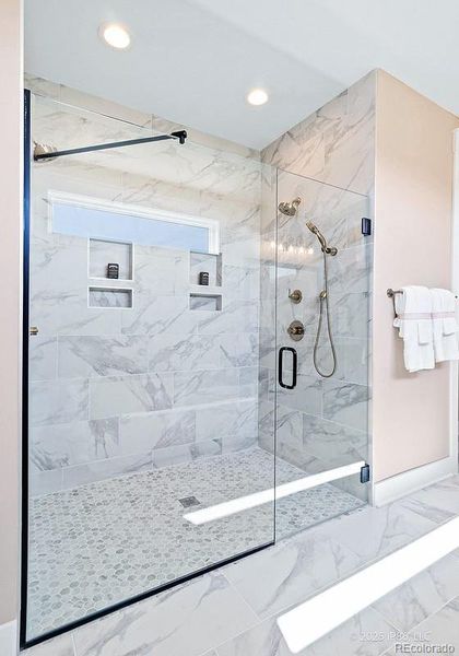 Onwer's Suite Shower