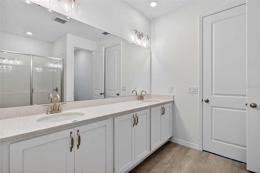 Furnished interior view inside a new home in Sunbrooke, St. Cloud (Image 9).