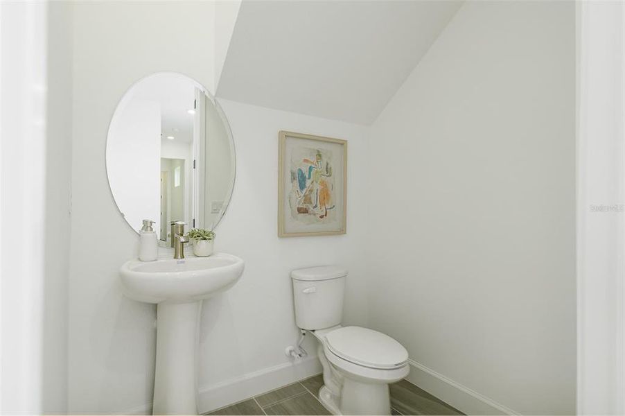 Furnished interior view inside a new home in Vivir, Valrico (Image 9).