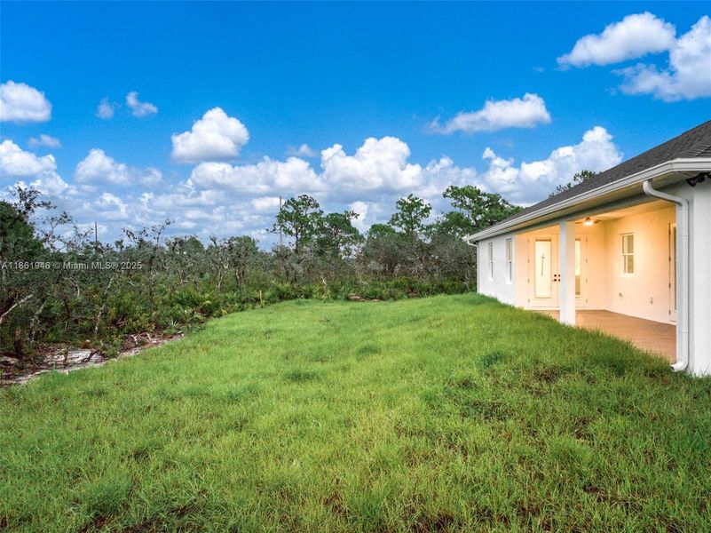 Front exterior of a new home in , Sebring, FL, highlighting curb appeal (Image 25).