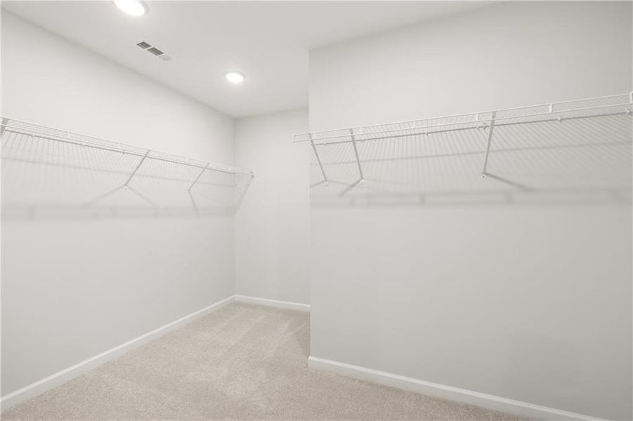 Spacious, unfurnished interior of a new home in Greene Farm, Cartersville (Image 23).