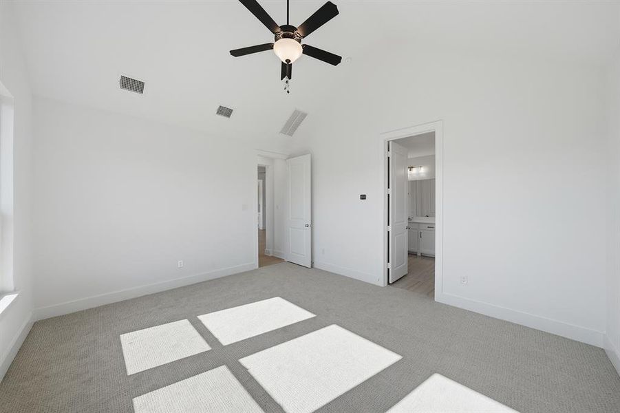 Spacious, unfurnished interior of a new home in Devonshire, Forney (Image 28). Spacious, unfurnished interior of a new home in Devonshire, Forney (Image 28).