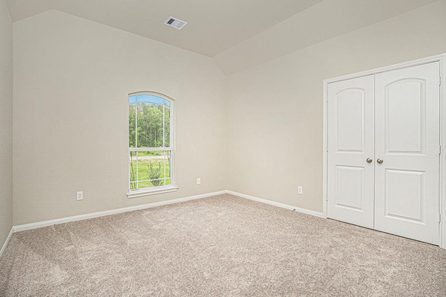 Image 9 of a home in Encino Estates.