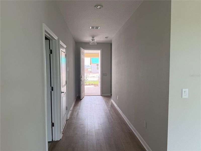 Spacious, unfurnished interior of a new home in Oakfield Trails Traditional, Parrish (Image 20).