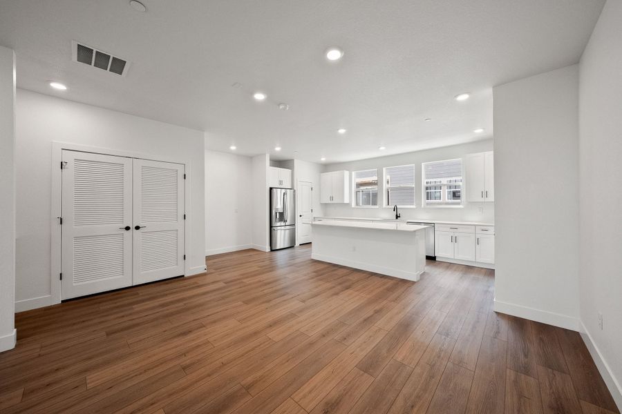 Spacious, unfurnished interior of a new home in Berkeley Villas, Denver (Image 21). Spacious, unfurnished interior of a new home in Berkeley Villas, Denver (Image 21).
