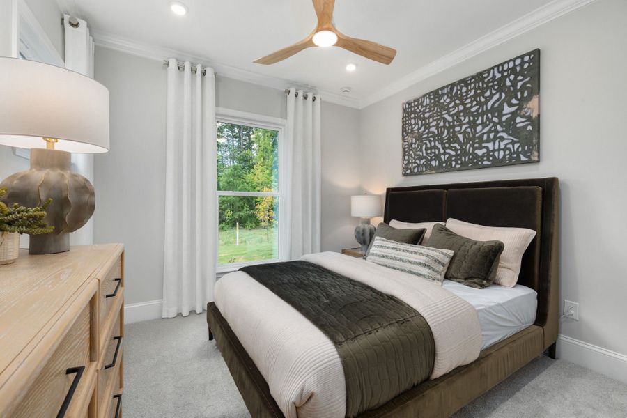 Representative furnished interior of a home built from the Continental by Pulte Homes in Mailman Post, Knightdale (Image 38).