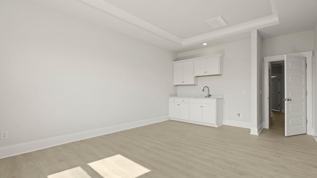 Spacious, unfurnished interior of a new home in Berkeley Bay, Ridgeville (Image 45).