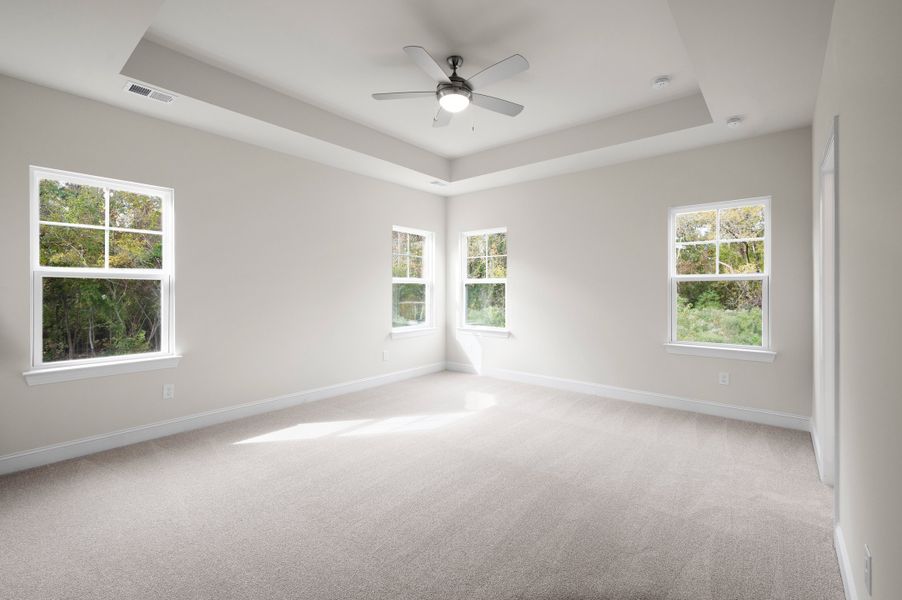 Representative unfurnished interior of a home built from the Ellis by Hunter Quinn Homes in Creek Pointe, Moncks Corner (Image 13).