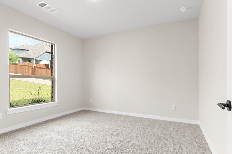 Spacious, unfurnished interior of a new home in Cottonwood Creek, Rowlett (Image 38). Spacious, unfurnished interior of a new home in Cottonwood Creek, Rowlett (Image 38).