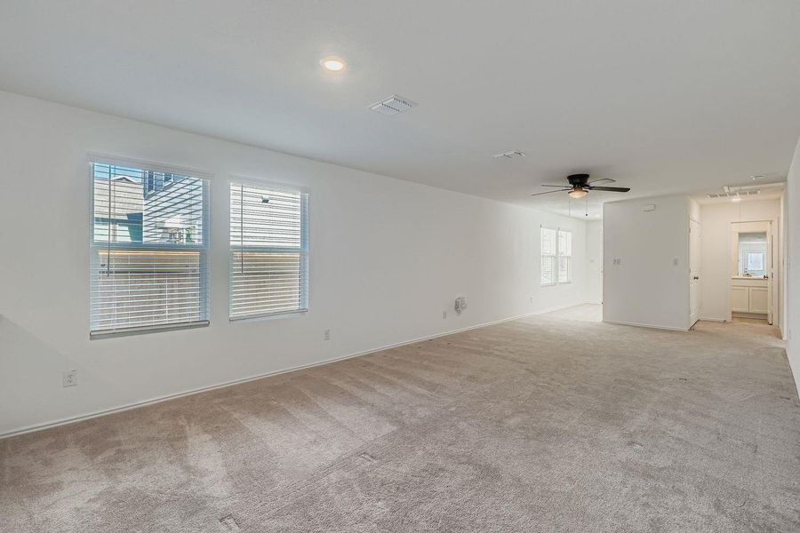 Spacious, unfurnished interior of a new home in , Kyle (Image 16).