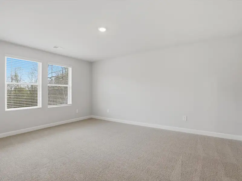 Spacious, unfurnished interior of a new home in Collier Ridge, Moore (Image 15).