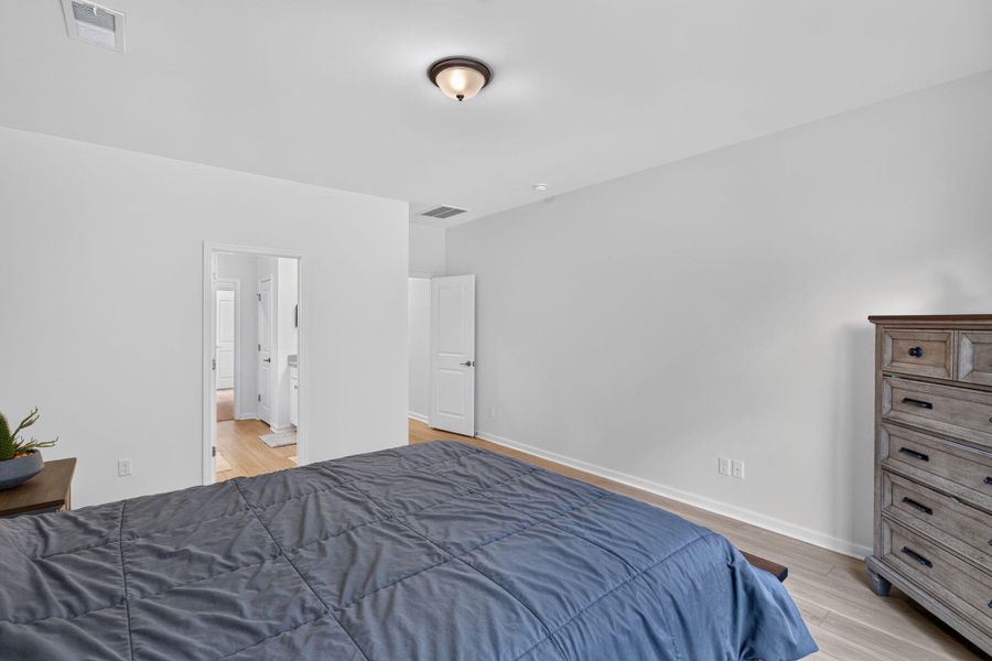 Furnished interior view inside a new home in , Ridgeville (Image 12).