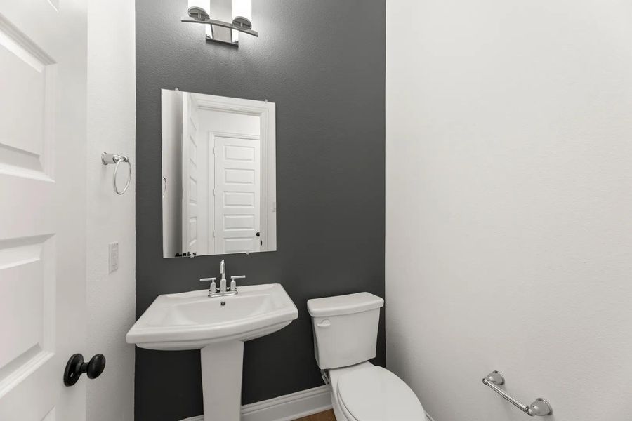 The Emberly A Bathroom