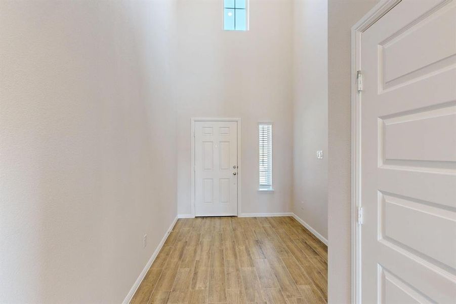 Spacious, unfurnished interior of a new home in Kings Way, Denton (Image 25).