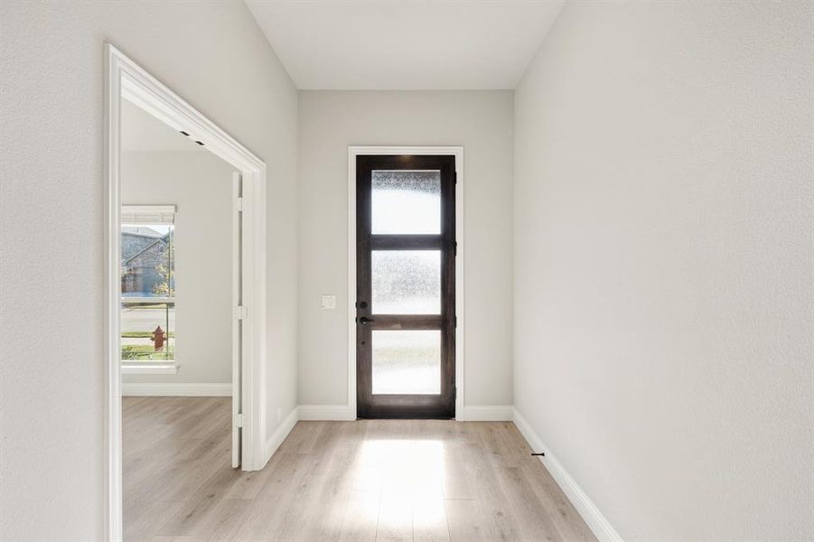 Spacious, unfurnished interior of a new home in Star Ranch Classic 50, Godley (Image 26).