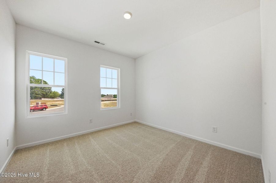 Spacious, unfurnished interior of a new home in Sandy Springs, Aberdeen (Image 25).