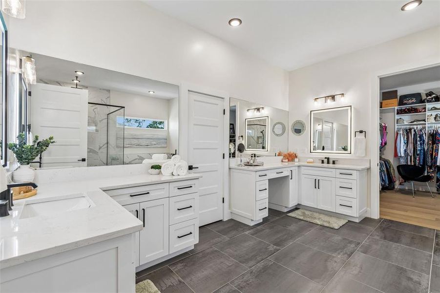Furnished interior view inside a new home in , Tampa (Image 45).