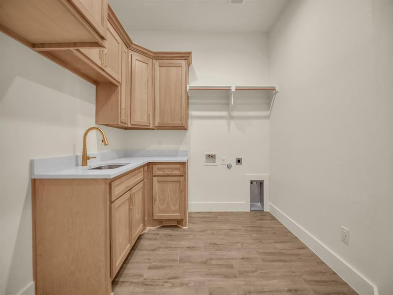 Furnished interior view inside a new home in , Decatur (Image 16).