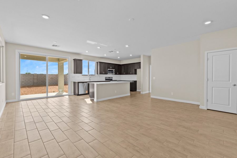 1,750sf New Home in Surprise, AZ. - Slide 9 1,750sf New Home in Surprise, AZ. - Slide 9