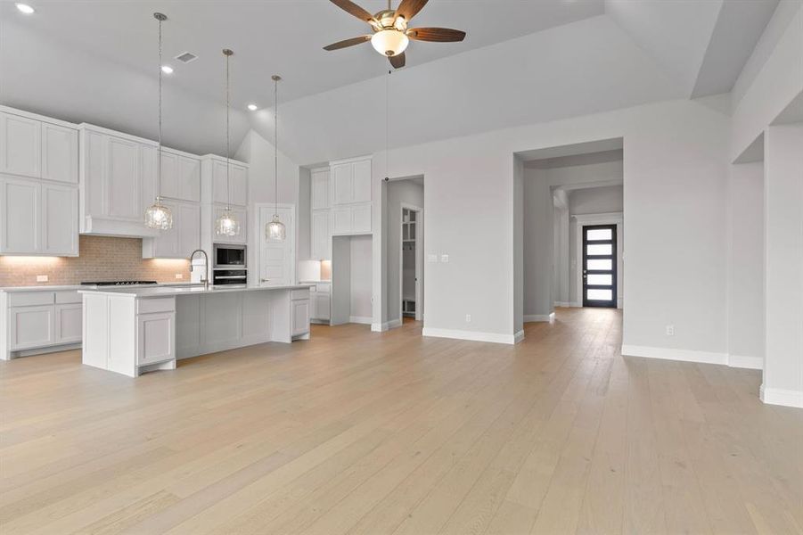Furnished interior view inside a new home in Windsong Ranch, Prosper (Image 14). Furnished interior view inside a new home in Windsong Ranch, Prosper (Image 14).