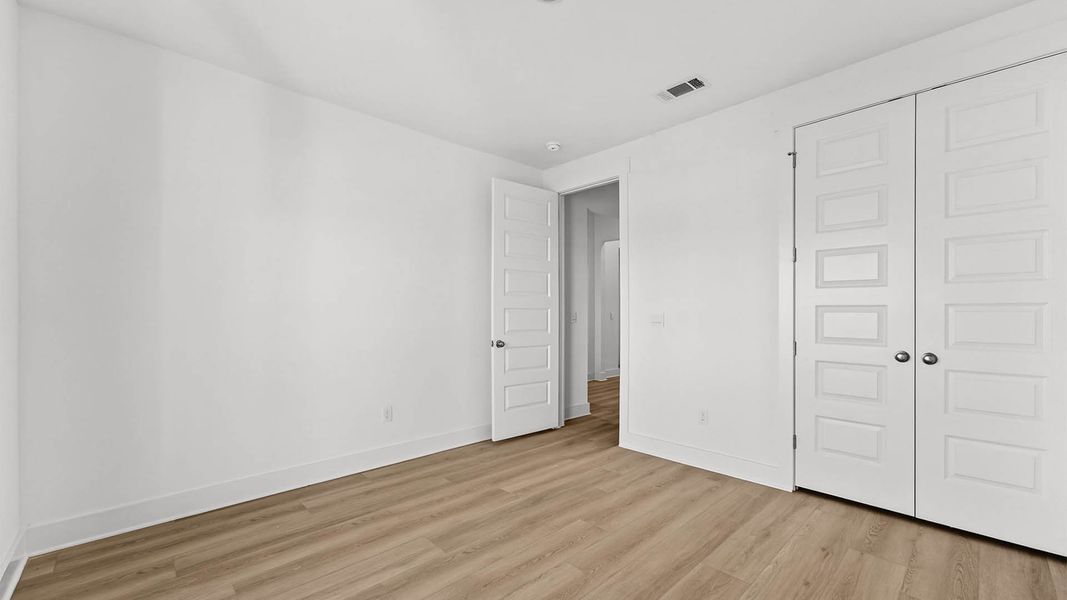 Spacious, unfurnished interior of a new home in WindMark Beach, Port Saint Joe (Image 29).