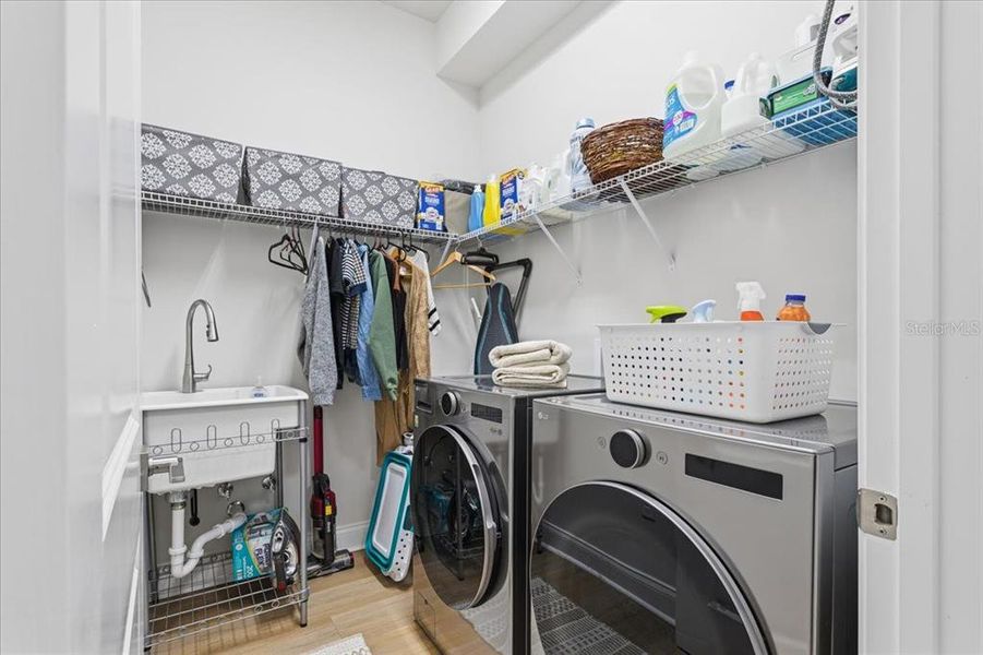 Furnished interior view inside a new home in Oakmont, Gainesville (Image 39). Furnished interior view inside a new home in Oakmont, Gainesville (Image 39).