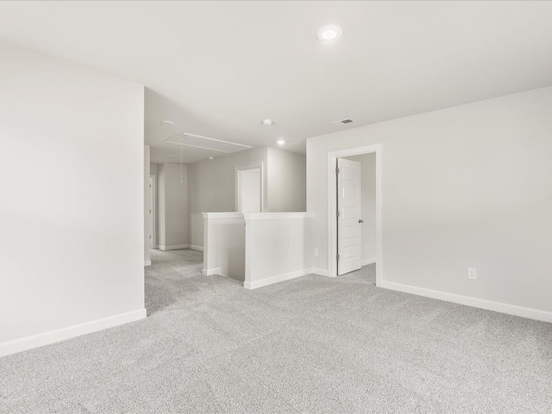 Welcome to the Roswell floorplan at Brayfield Manor - Heritage Collection.