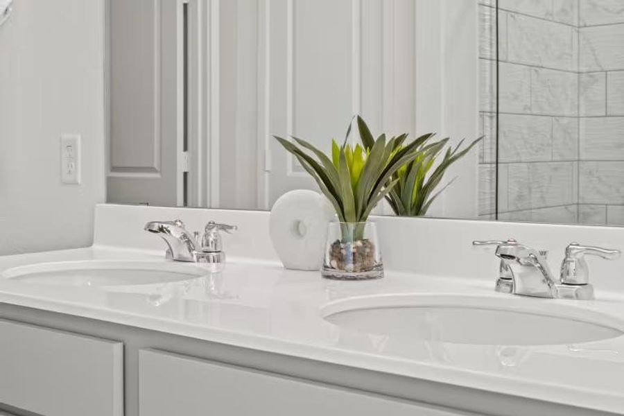 Photo of Centex model home with same floor plan, not of actual home listed. Photo of Centex model home with same floor plan, not of actual home listed.