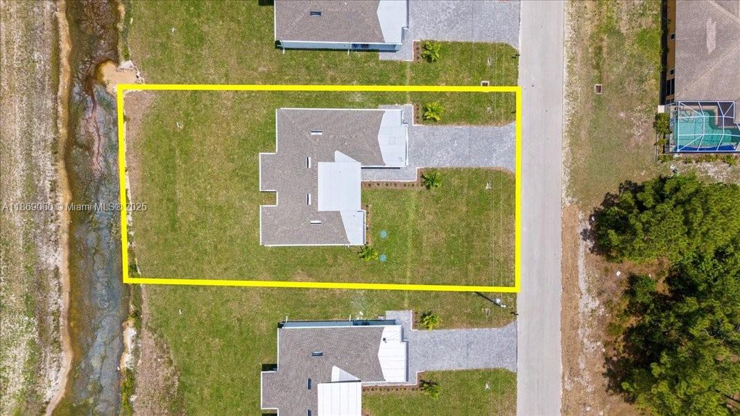 Image 34 of a home in . Image 34 of a home in .