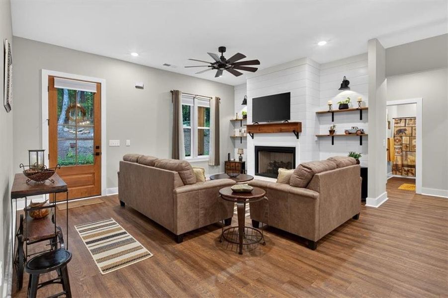 Furnished interior view inside a new home in , Jasper (Image 30). Furnished interior view inside a new home in , Jasper (Image 30).