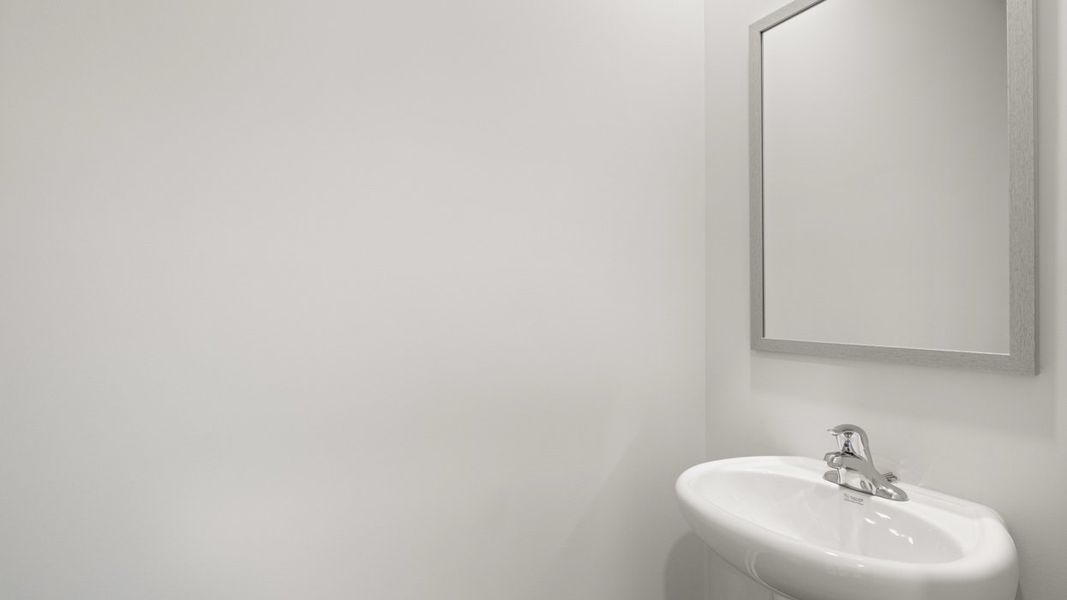 Representative interior finishes for a home built from the Elle by D.R. Horton in Captain's Corner, Grovetown (Image 12).