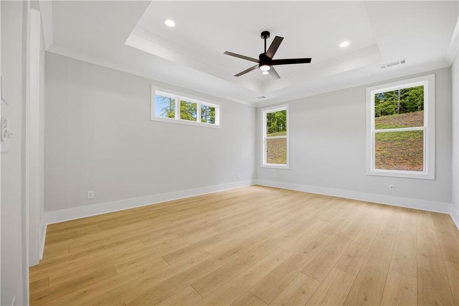 Spacious, unfurnished interior of a new home in Sterlington, Canton (Image 22).