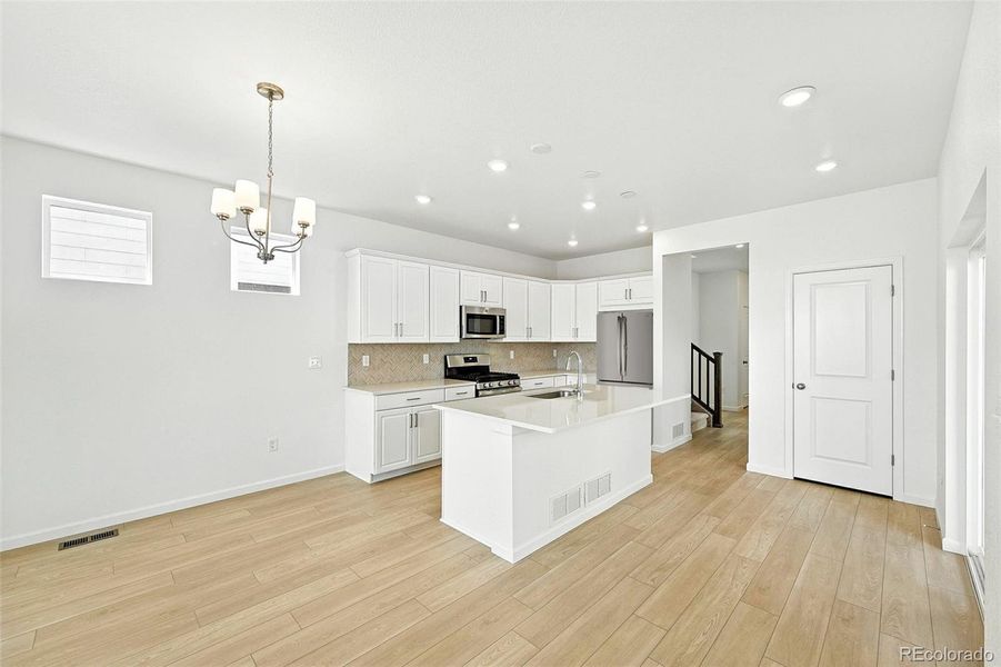 2102 Wagon Wheel ~ Ready Now