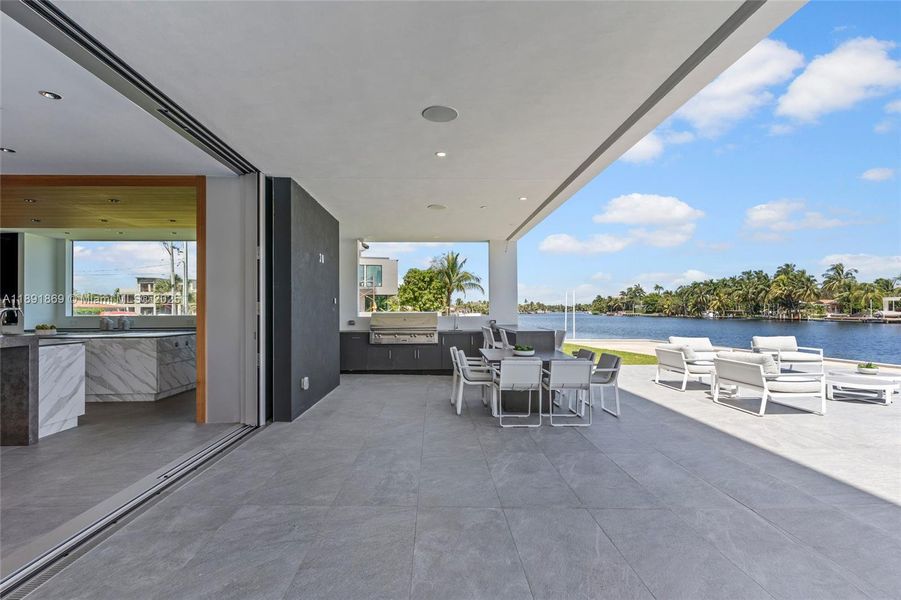 Exterior details and patio area of a home in , Fort Lauderdale (Image 25).