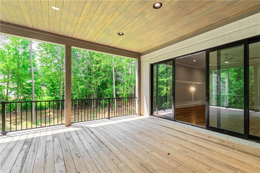 Community amenities in , Newnan (Image 86).