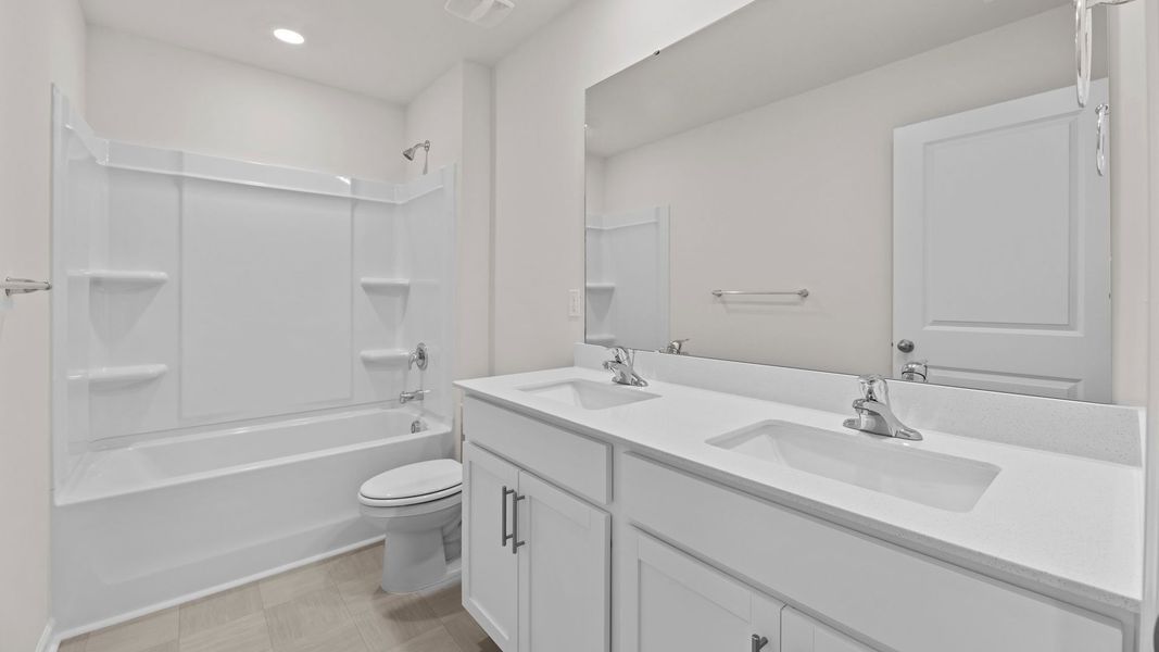 Furnished interior view inside a new home in West New Bern, New Bern (Image 7).