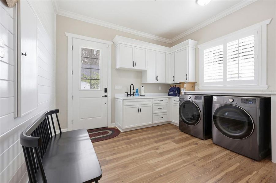 Furnished interior view inside a new home in , Bronson (Image 8).
