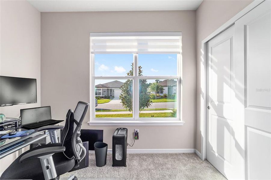 Furnished interior view inside a new home in Del Webb Stone Creek, Ocala (Image 38).