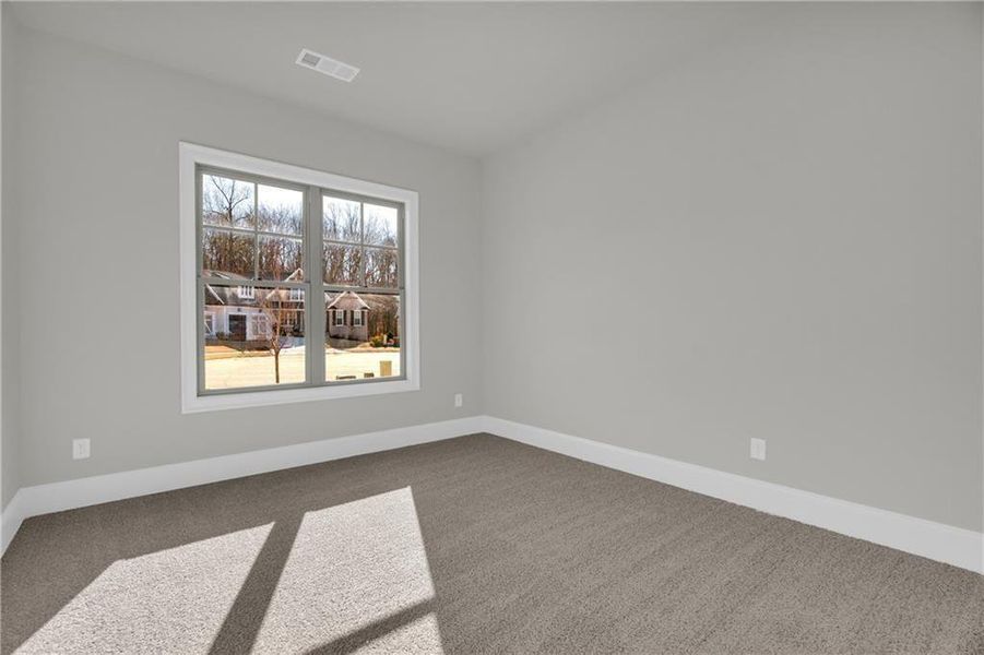 Spacious, unfurnished interior of a new home in , Gainesville (Image 41).