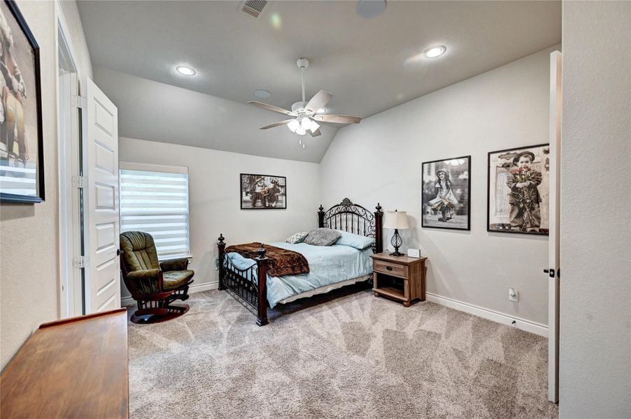 Furnished interior view inside a new home in Artavia 70′, Conroe (Image 40).