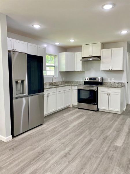 Furnished interior view inside a new home in , Cleveland (Image 4).