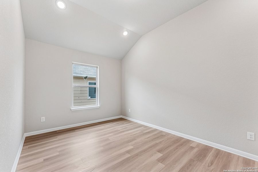 Spacious, unfurnished interior of a new home in Mesquite Ridge, San Antonio (Image 33). Spacious, unfurnished interior of a new home in Mesquite Ridge, San Antonio (Image 33).