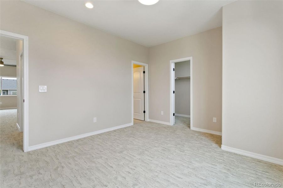 Spacious, unfurnished interior of a new home in , Colorado Springs (Image 15).