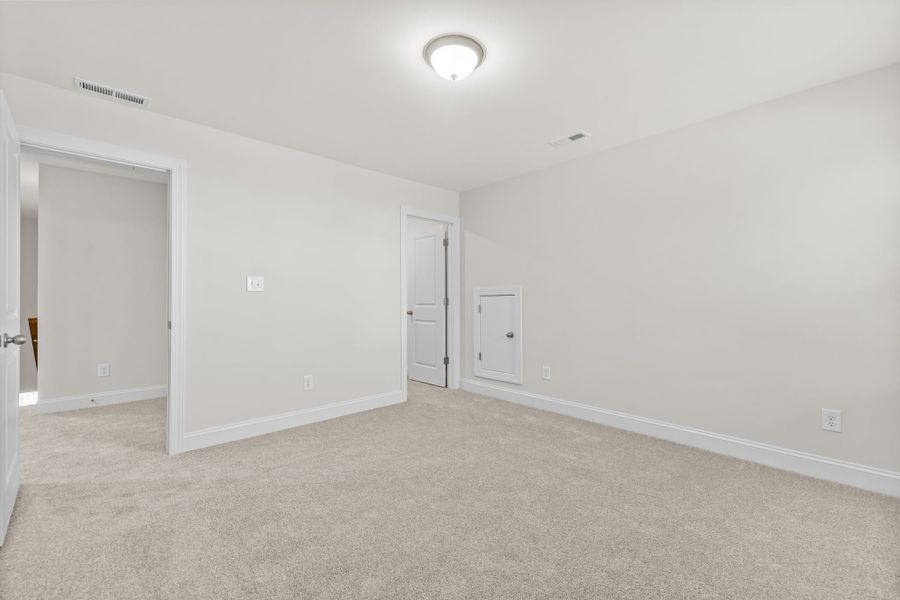 548 Southerland Peak, Raeford, NC.  - Slide 34