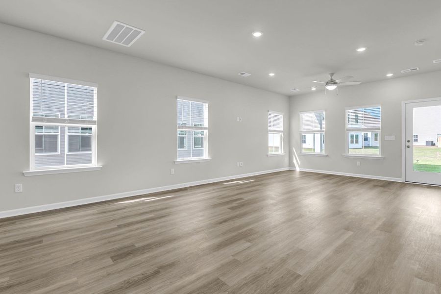 Spacious, unfurnished interior of a new home in Wildcat Chase, Summerville (Image 31). Spacious, unfurnished interior of a new home in Wildcat Chase, Summerville (Image 31).