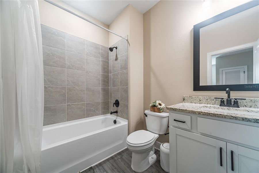 Furnished interior view inside a new home in Reunion Village, Kissimmee (Image 7).