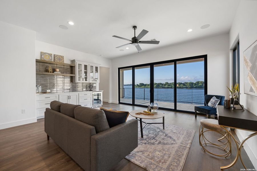 Furnished interior view inside a new home in , Kingsland (Image 13).