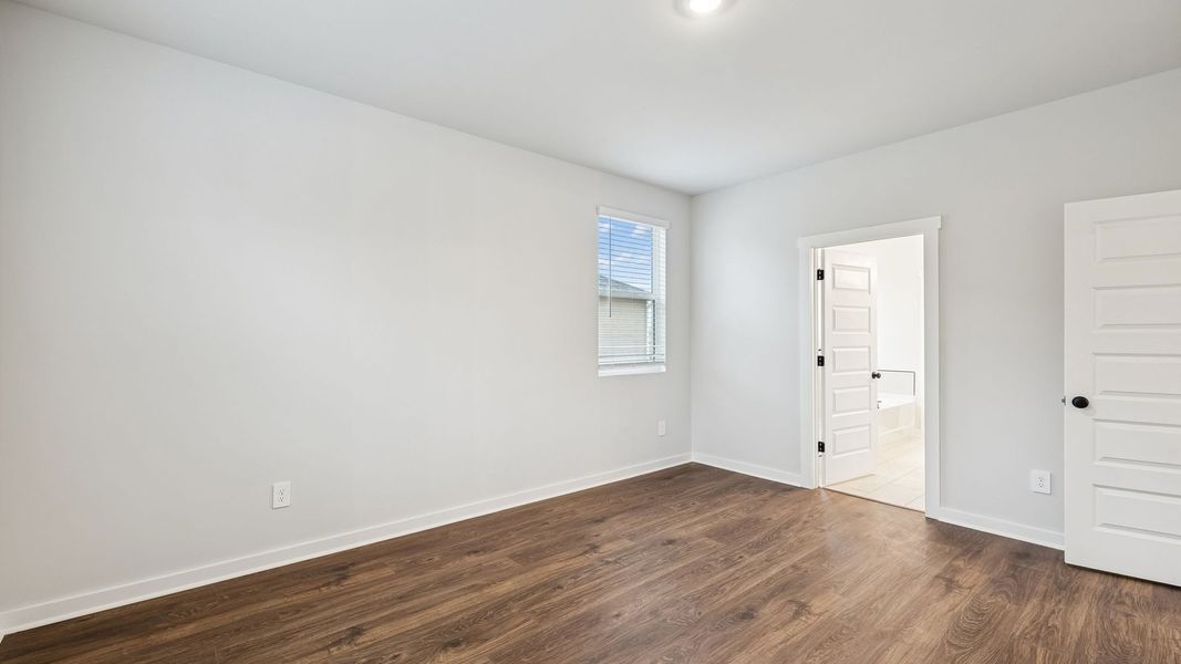 Spacious, unfurnished interior of a new home in Reserve at Hickory Ridge, Columbia (Image 34). Spacious, unfurnished interior of a new home in Reserve at Hickory Ridge, Columbia (Image 34).